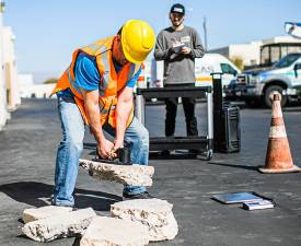 Prenosný elektrický vákuový zdvihák / zdvíhač skla / prepravné a montážne zariadenie skla GRABO - Poľsko